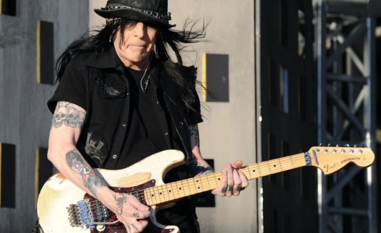 mick mars net worth